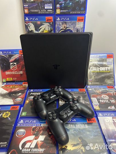 Sony playstation 4 slim 500gb + 2 геймпада