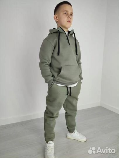 Спортивный костюм 158-164 размер теплый оливковый