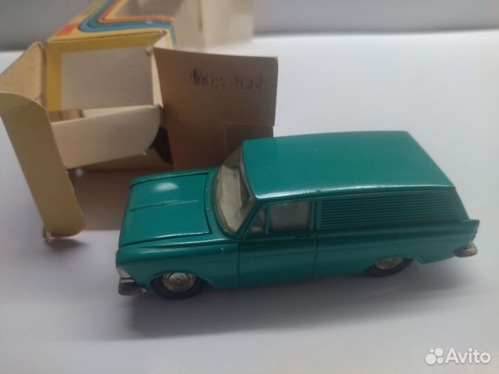 Модель автомобиля москвич 433 А5