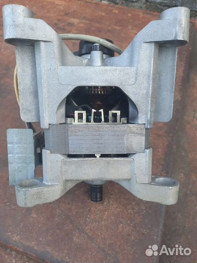 Двигатель от стиральной машины indesit