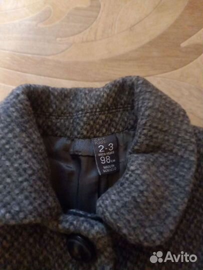 Пальто для девочки zara