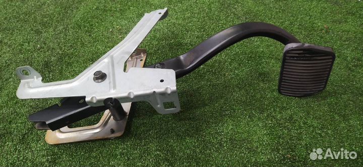 Педаль тормоза Volvo S60 B5254T2 2007