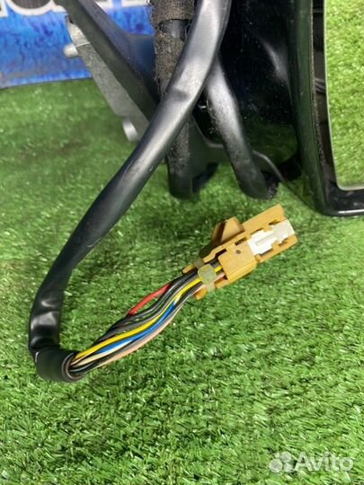 Зеркало заднего вида боковое правое Audi A4 B7 ALT