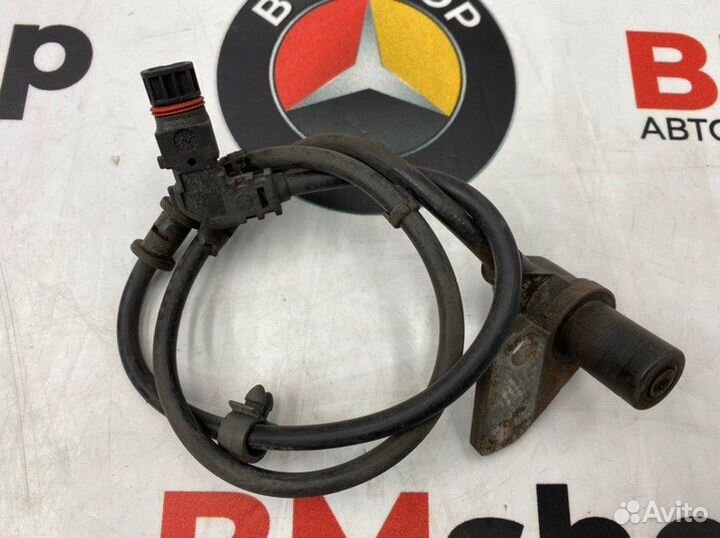 Датчик abs передний правый Mercedes-Benz E 320