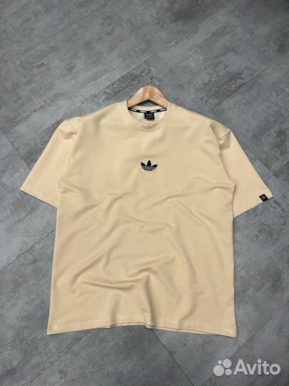 Футболка adidas