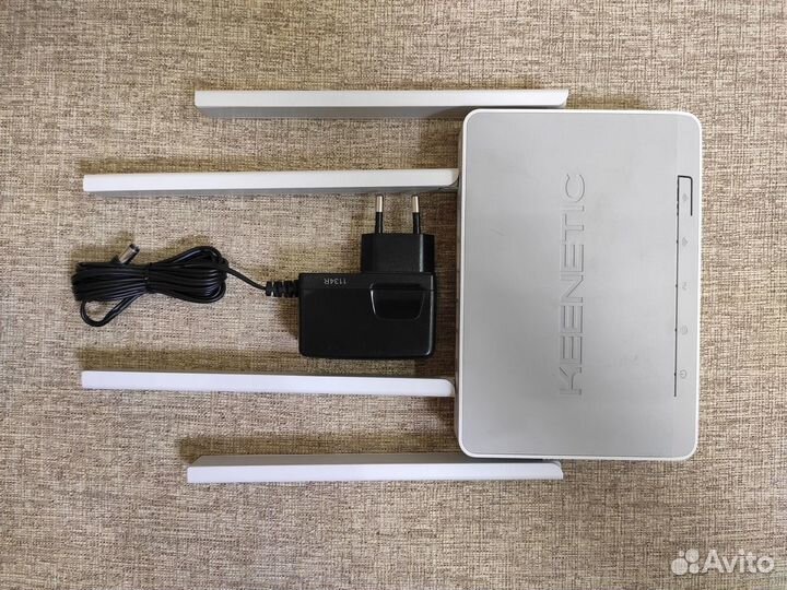 Роутер Keenetic Extra (KN-1711)