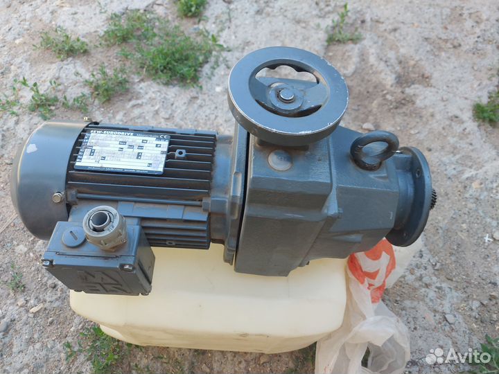 Мотор с вариатором Sew eurodriveэлектродвигатель