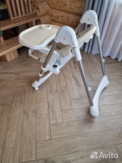 Стульчик для кормления tommy