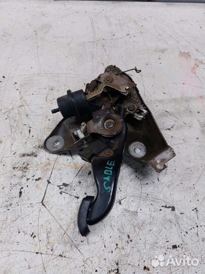 Педаль стояночного тормоза Mercuri Sable 2