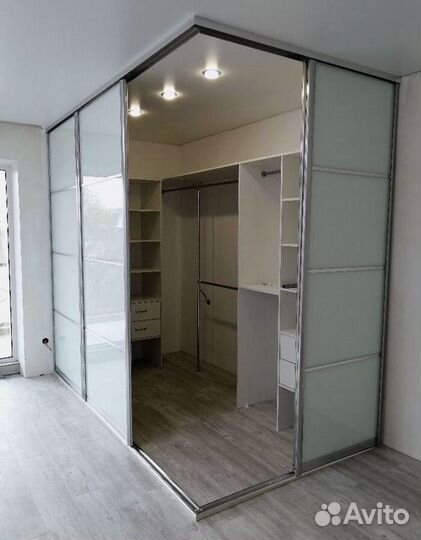 Гардероб для Загородного дома