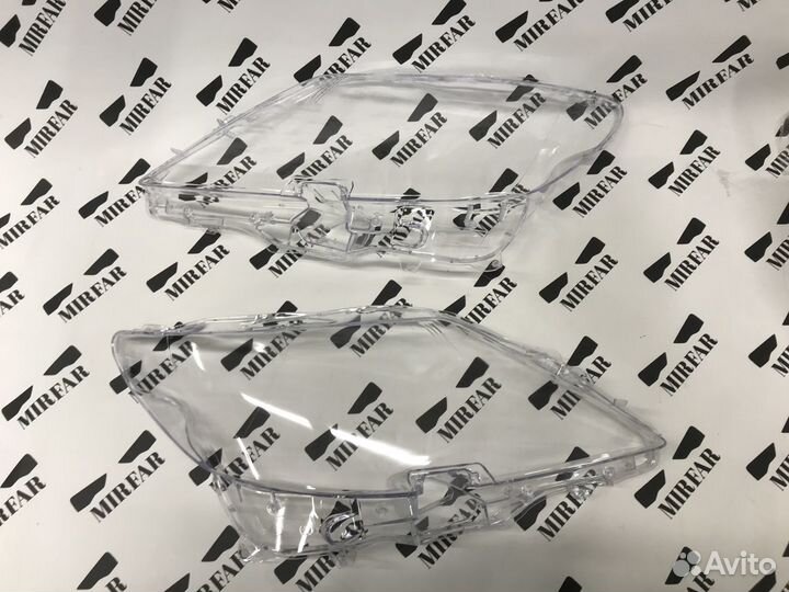 Правое стекло фары Lexus LS 4 2006-2009 Дорест