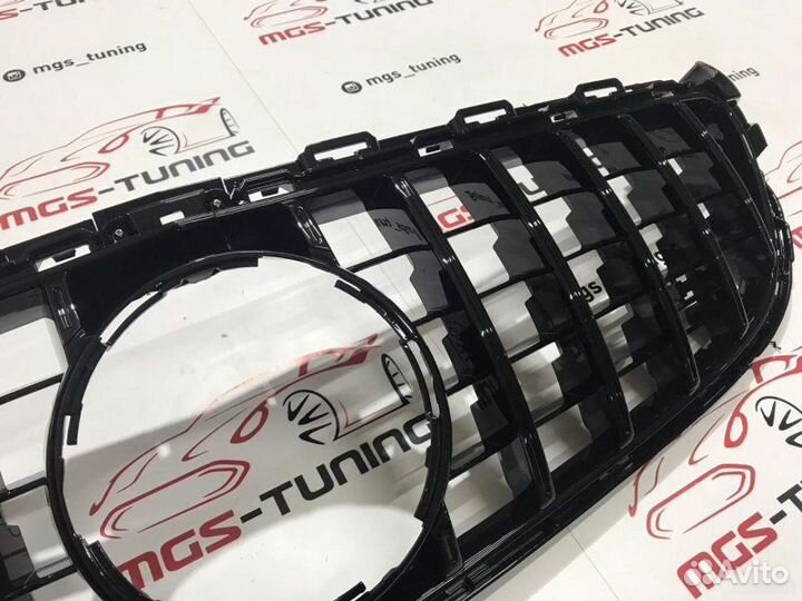 Решетка Mercedes C63AMG W205 GT style black