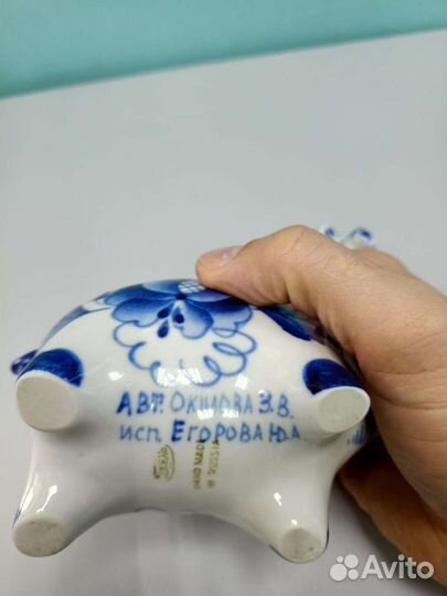 Шкатулка авторская Гжель свинья птица