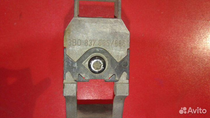 Кронштейн ручки двери внешней задний левый