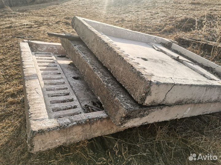 Плиты заборные 8 шт. ж/б б/у