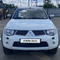 Mitsubishi L200 2.5 MT, 2013, 291 015 км, с пробегом, цена 1 395 000 руб.