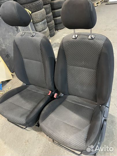 Сиденья kia rio 4