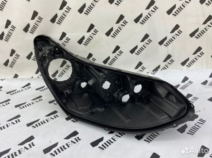 Новый корпус фары KIA Sportage 4 2015-н.в. xenon