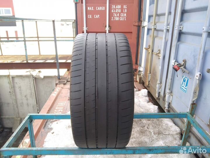 Michelin Pilot Super Sport 275/35 R19 96Y