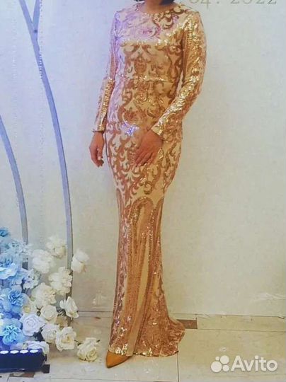 Вечернее платье