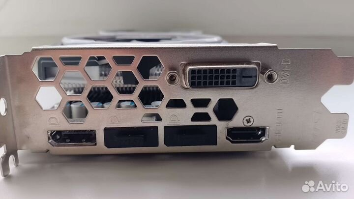 AMD Radeon 570 RX 4gb