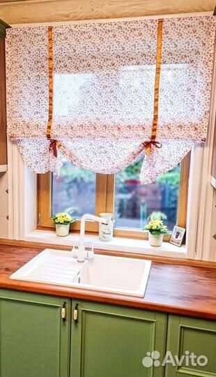 Угловая кухня в классике на заказ