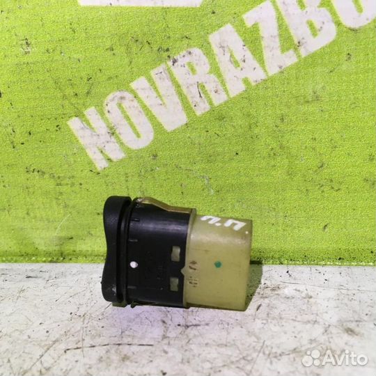 Кнопка стеклоподъемника Форд Фокус 1