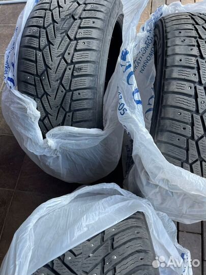 Nokian Tyres Hakkapeliitta 8 275/40 R19 и 245/45 R19 19