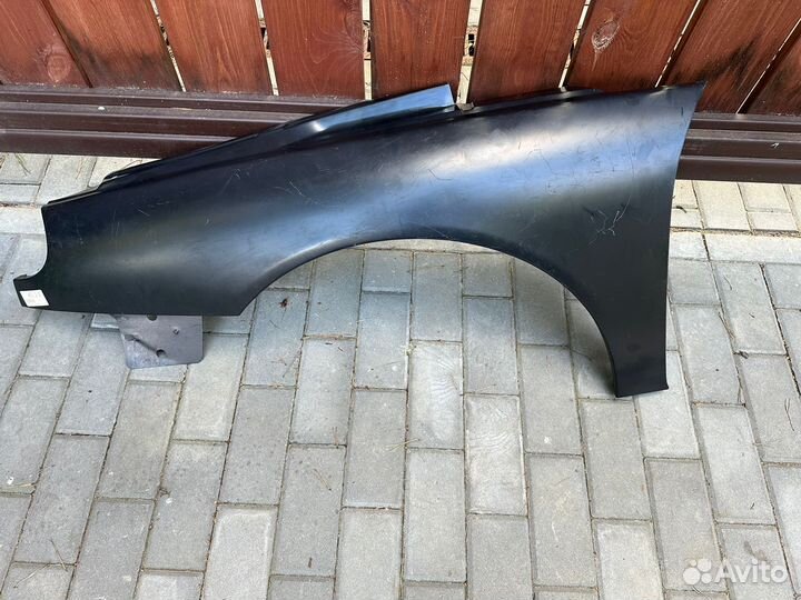 Крыло передее левое 7751667559 renault laguna Ориг
