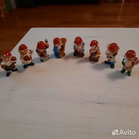 Коллекции игрушек из Киндеров, разные