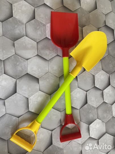 Лопатка и грабли