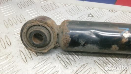 Амортизатор задней балки volkswagen passat B6 (ZNT