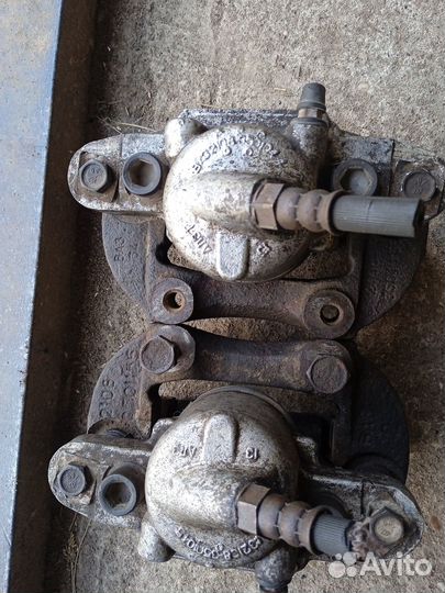 Суппорт и регулятор давления (колдун) тормозов ваз