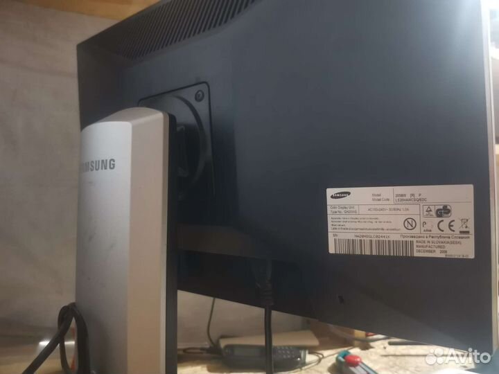 Монитор Samsung 20