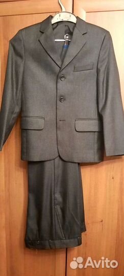 Школьный костюм