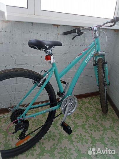 Женский горный велосипед Stern Vega