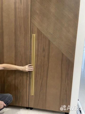 Мебельная ручка