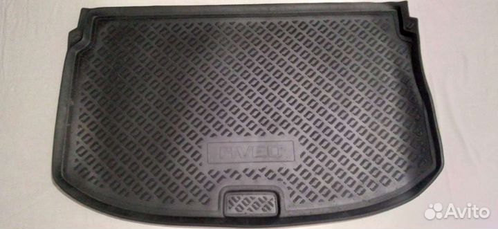 Коврик в багажник aveo t300 хетчбек