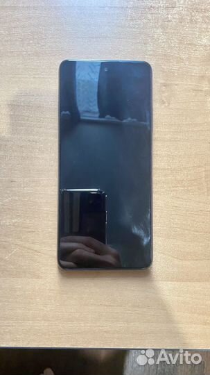 Телефон Infinix Note 10 Pro