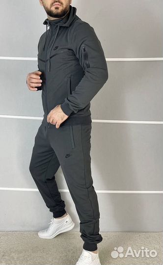Спортивный nike мужской костюм