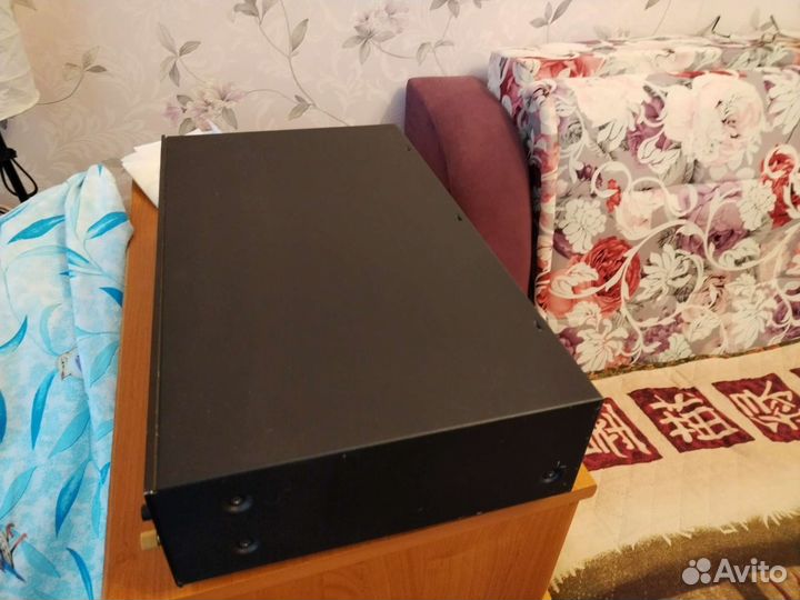 Продам Cd-проигрыватель