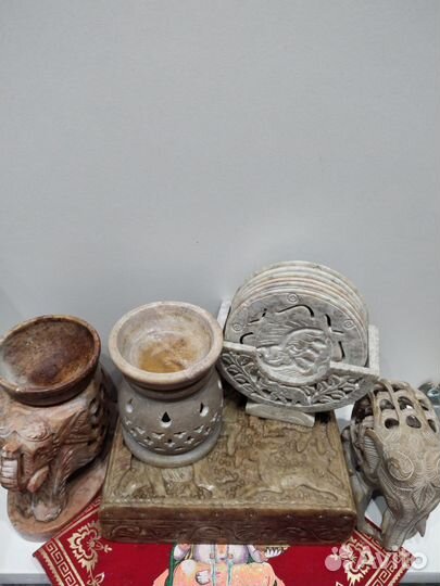 Слон, шкатулка,подставки из Индии. Резьба по камню