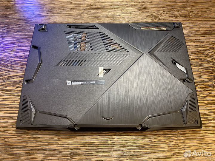 Игровой ноутбук MSI-GF63