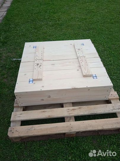 Песочница с крышкой