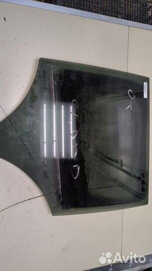 Стекло боковой двери Volvo XC40, 2021