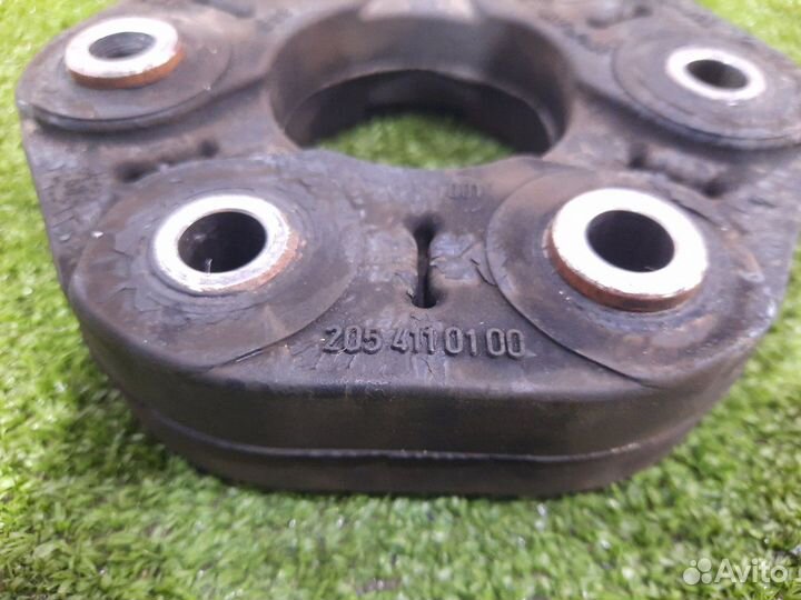 Эластичная муфта карданного вала Mercedes C220