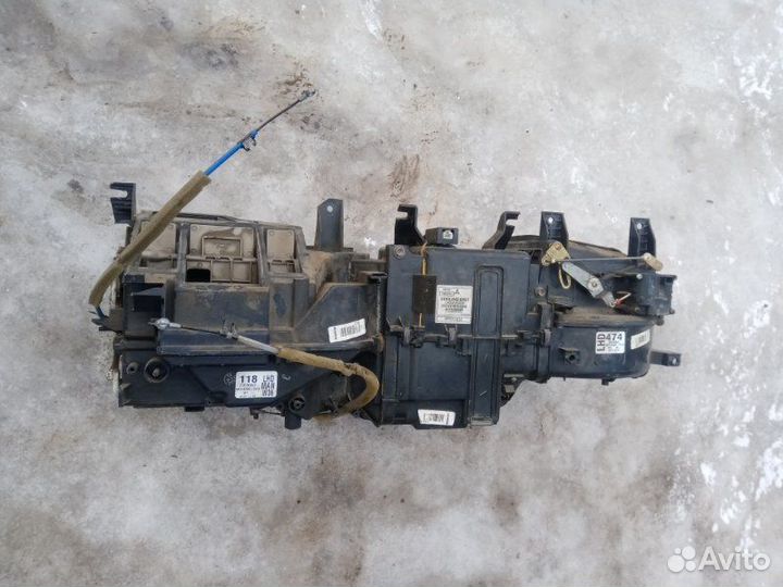 Корпус печки Mitsubishi Carisma 4G92 2002