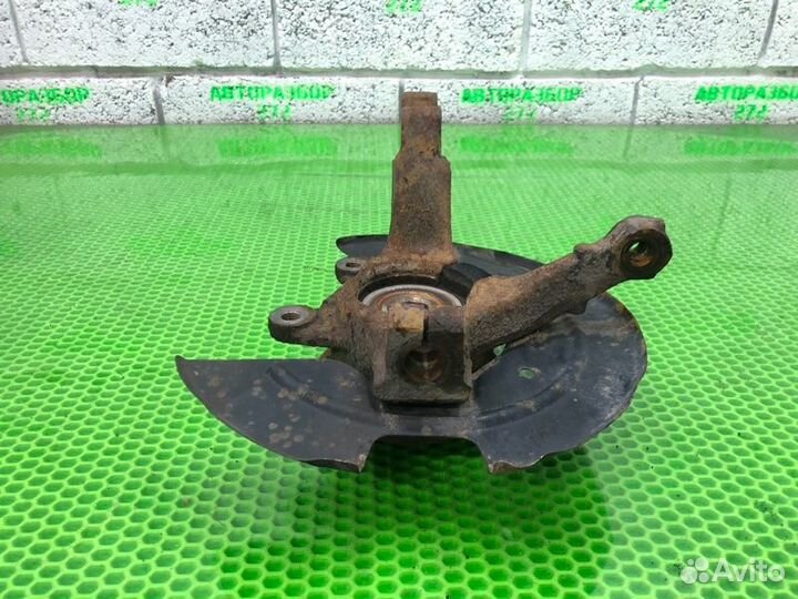 Кулак поворотный передний правый Renault Logan