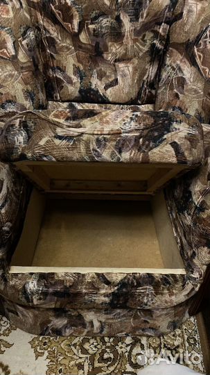 Два кресла бу