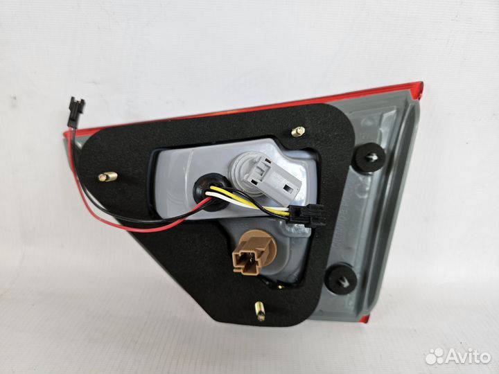 Задний внутренний левый фонарь LADA vesta Ауди сти